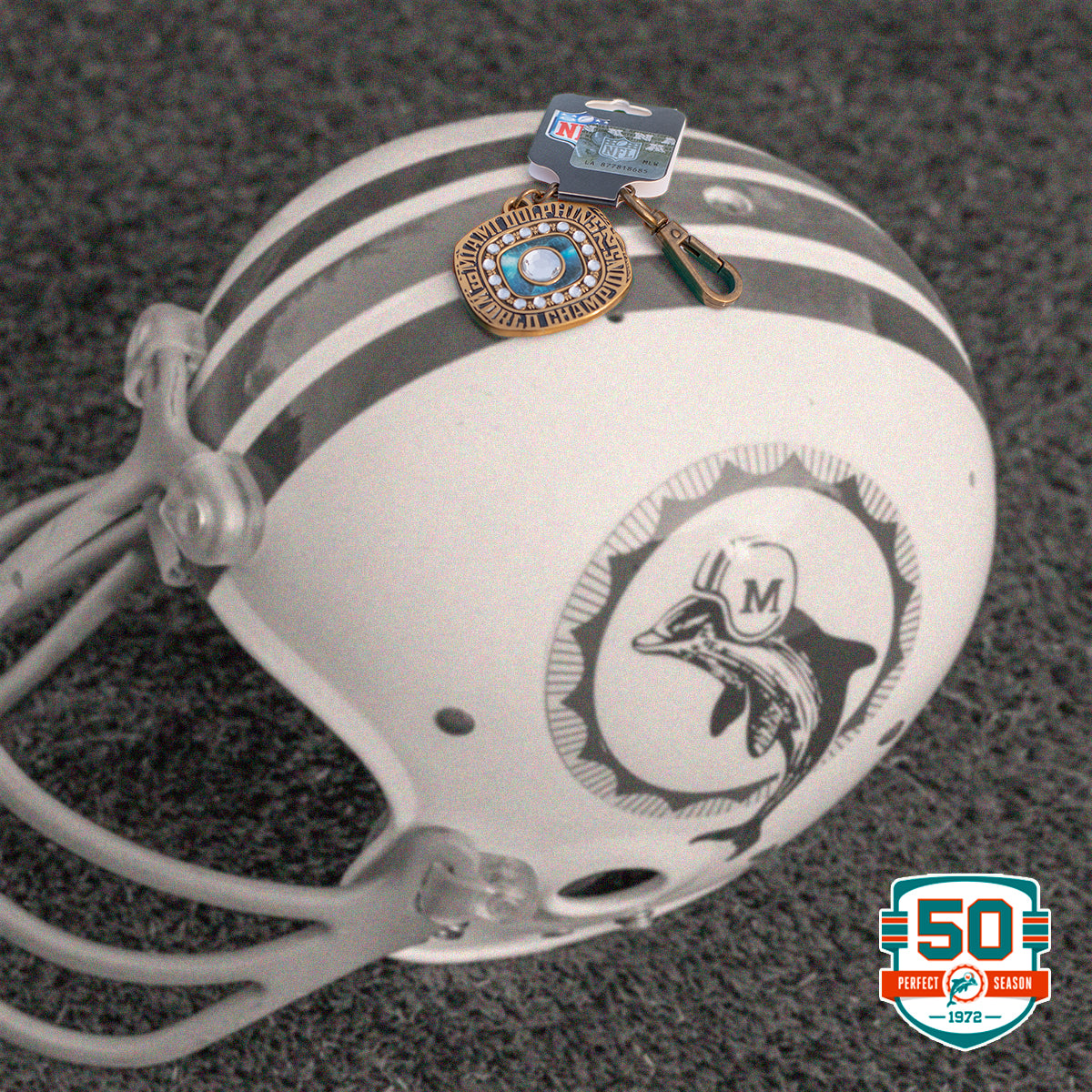 Miami Dolphins SB VII Championship Ring Keychain